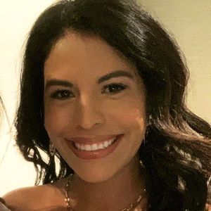 Meet your Posher, Jazmin